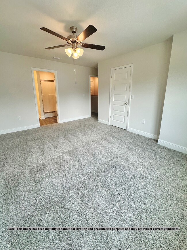Building Photo - "Charming 3-Bed Townhouse Retreat with 2.5 Baths in Pensacola – Spacious 1537 Sq Ft!"