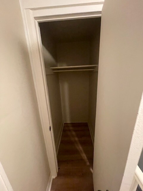 Closet - 18831 Dormans Rd