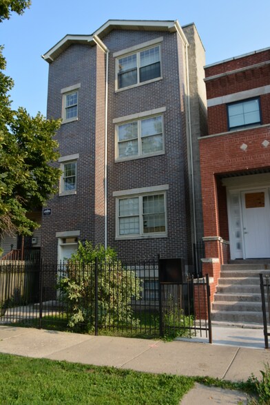 Primary Photo - 4136 W Gladys Ave