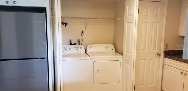 Building Photo - 9927 Turf Ct