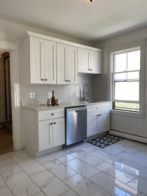 Building Photo - 24 Huxley Ave