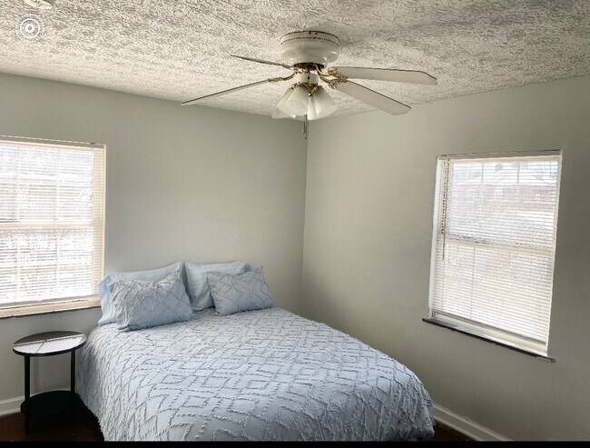 Building Photo - 77 N Huron Ave