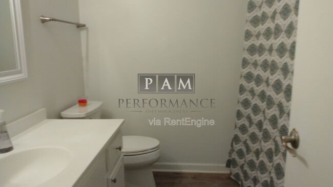 Building Photo - 13350 W Bluemound Rd