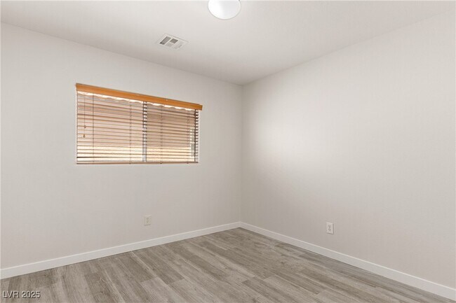 Building Photo - 218 Lantana Breeze Dr