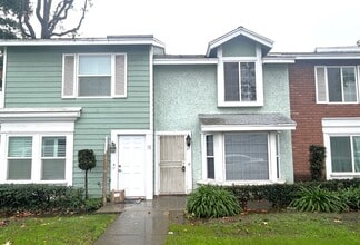 Building Photo - RIVERSIDE DR #17 CHINO 91710 (2 BED / 1.5 BATH)