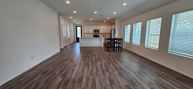 Building Photo - 9515 Meghan Heigts Dr