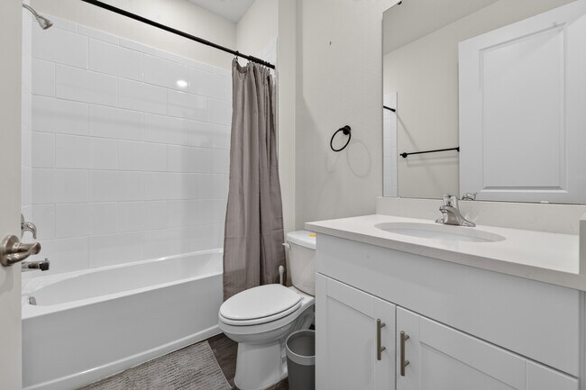 Building Photo - 2568 Kinsale Ln