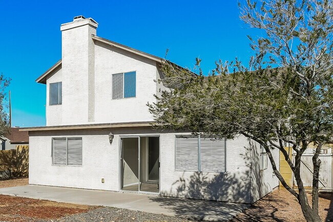 Building Photo - 3869 W Elgin St