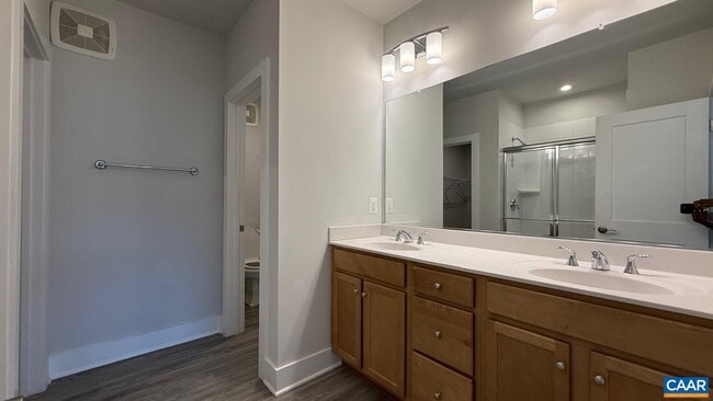 Building Photo - 628 Noush Ct