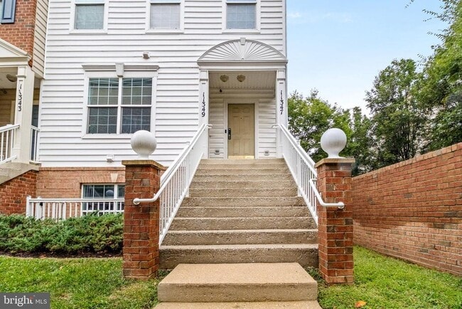Building Photo - 11349 King George Dr