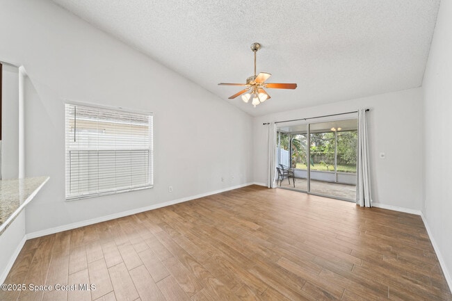 Building Photo - 2918 Pebble Creek St