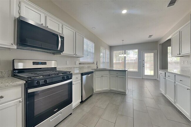 Building Photo - 6226 Langham Dr