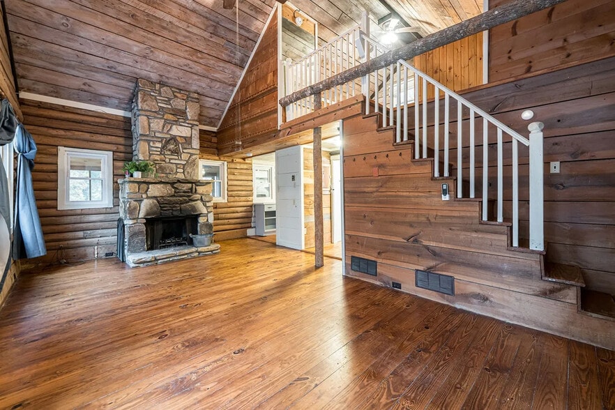 Building Photo - 49 Mayapple Ln