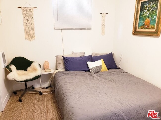 Building Photo - 5916 Annan Way