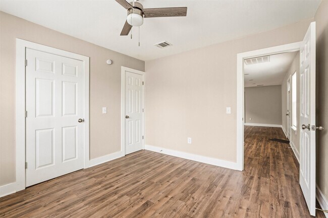 Building Photo - 3822 Lila St