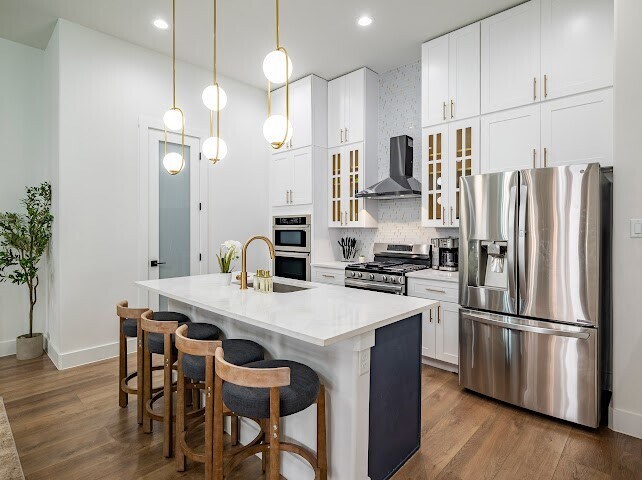 Building Photo - 1305 E 27th St