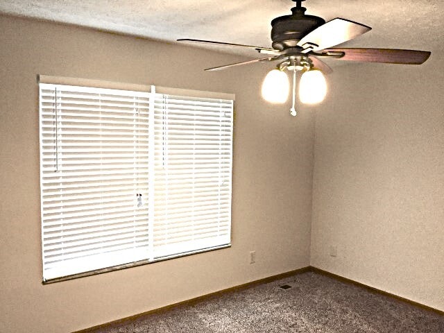 Building Photo - 195 Leasure Dr