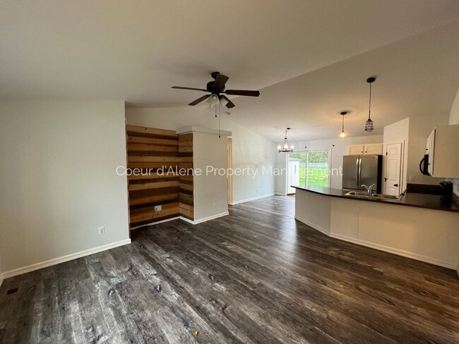 Building Photo - Updated 3 bed house in Rathdrum