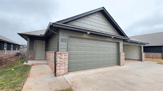 Primary Photo - 1216 NW 113th St