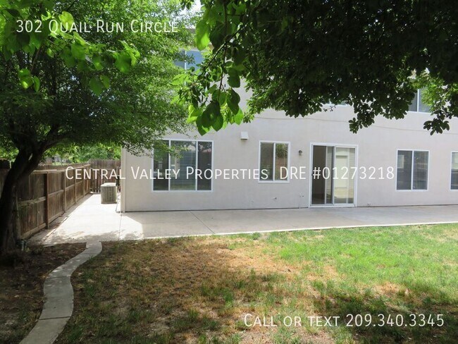 Building Photo - 302 Quail Run Cir