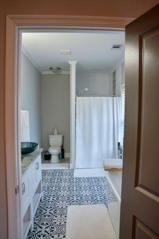 Building Photo - 1005 Birch St SW