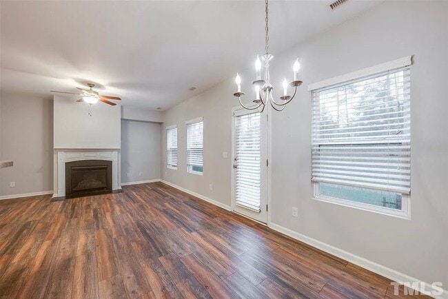 Building Photo - 125 Golden Meadow Ct