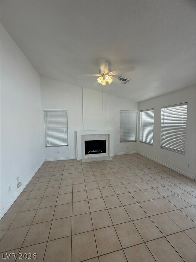 Building Photo - 2712 Pastel Ave
