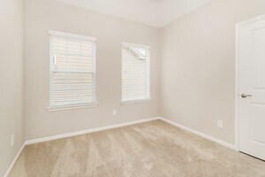 Building Photo - 2242 Cross Colony Dr