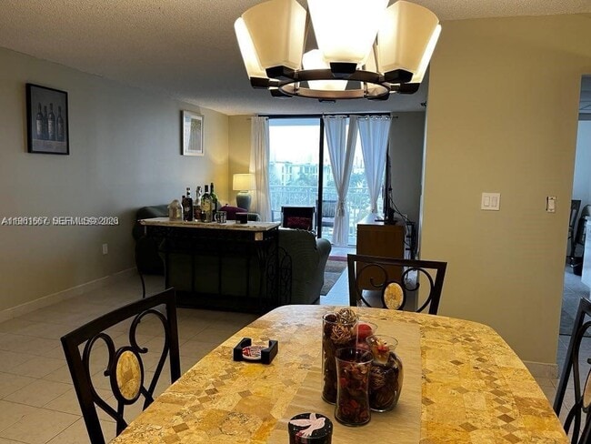 Building Photo - 210 174th St