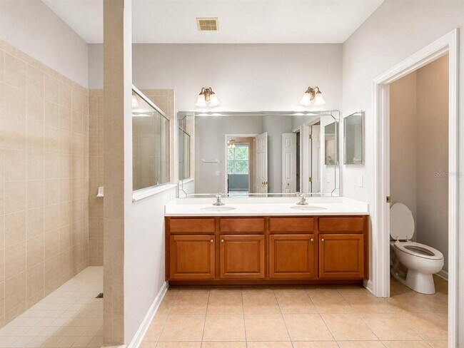 Building Photo - 9434 Myrtle Creek Ln