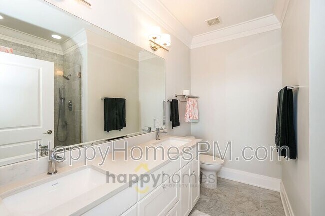 Building Photo - 118 Cooper River Dr