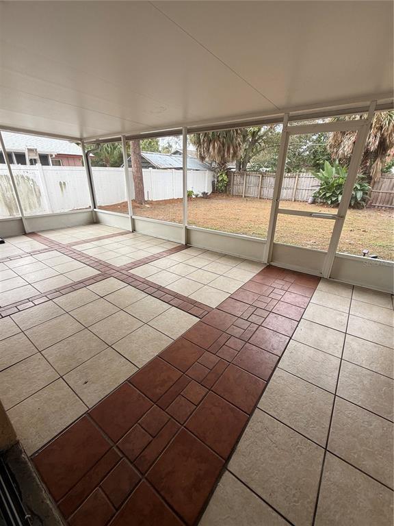 Building Photo - 3620 Hartford St N