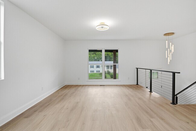 Building Photo - 439 N Edgemont Cir NW
