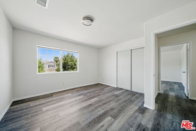 Building Photo - 3702 Las Palmas Ave