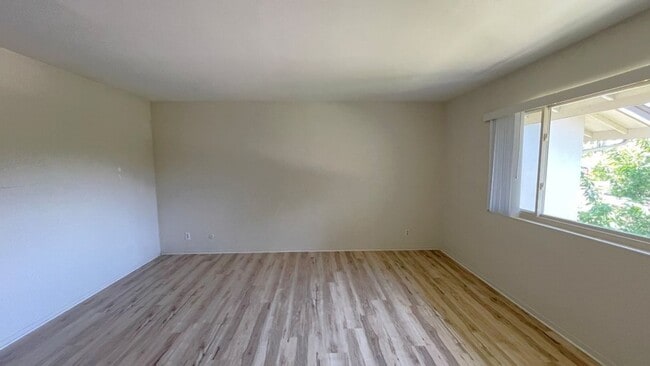 Building Photo - Walnut Creek! Highly desirable Countrywood...