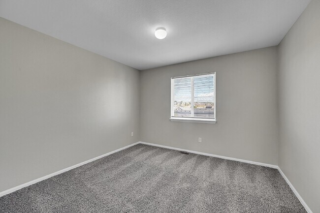 Building Photo - $2,295.95 - 4 bedroom, 2.5 baths, Charming home in Fountain with Big Fenced in Yard!