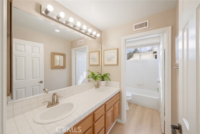 Building Photo - 2805 Orense