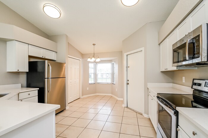 Building Photo - 6621 Shepherd Oaks Pass