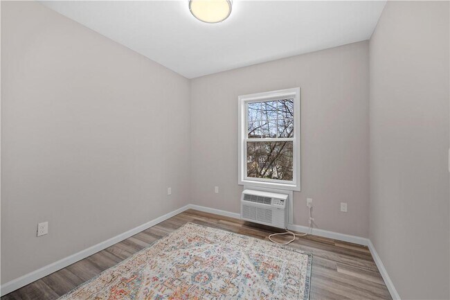 Building Photo - 108 N Kensico Ave