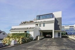 Building Photo - 62 Oceanside Dr