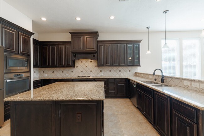 Building Photo - 2822 Ember Pass Ln