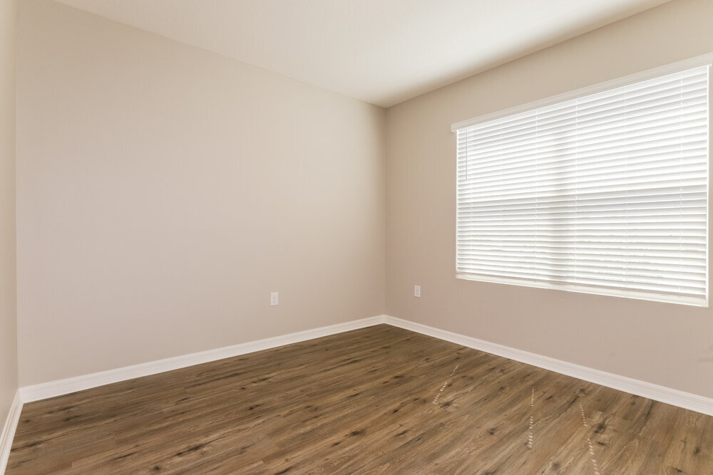Building Photo - 16471 Little Garden Dr