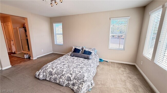 Building Photo - 61 Morning Mimosa Ct