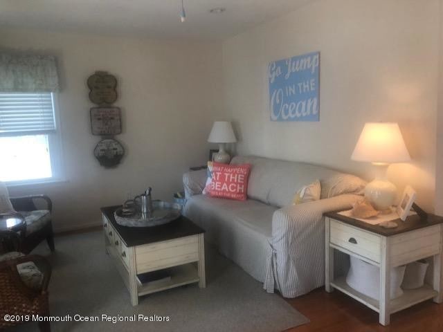 Building Photo - 1807 Greenwood Terrace