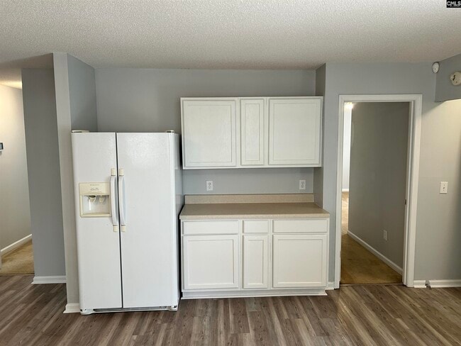 Building Photo - 415 Dahoon Dr