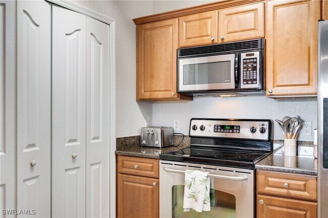 Building Photo - 12980 Positano Cir