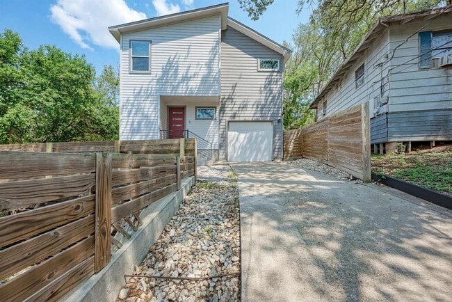 Building Photo - 5308 Downs Dr
