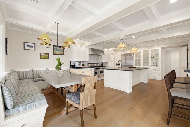 Building Photo - 521 Spoleto Dr