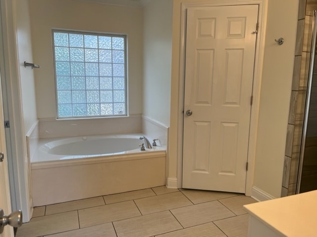 Building Photo - 27572 Claiborne Cir