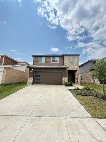 Primary Photo - 1281 Delmita Dr